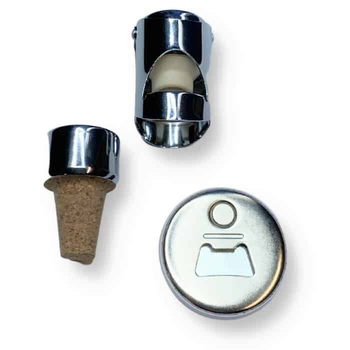 le trio de bouchons à champagne et à vin vendéen avec décapsuleur côté