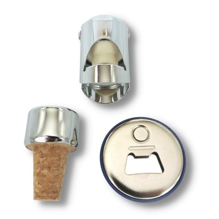 le trio pèlerin de bouchons à champagne et à vin et décapsuleur côté