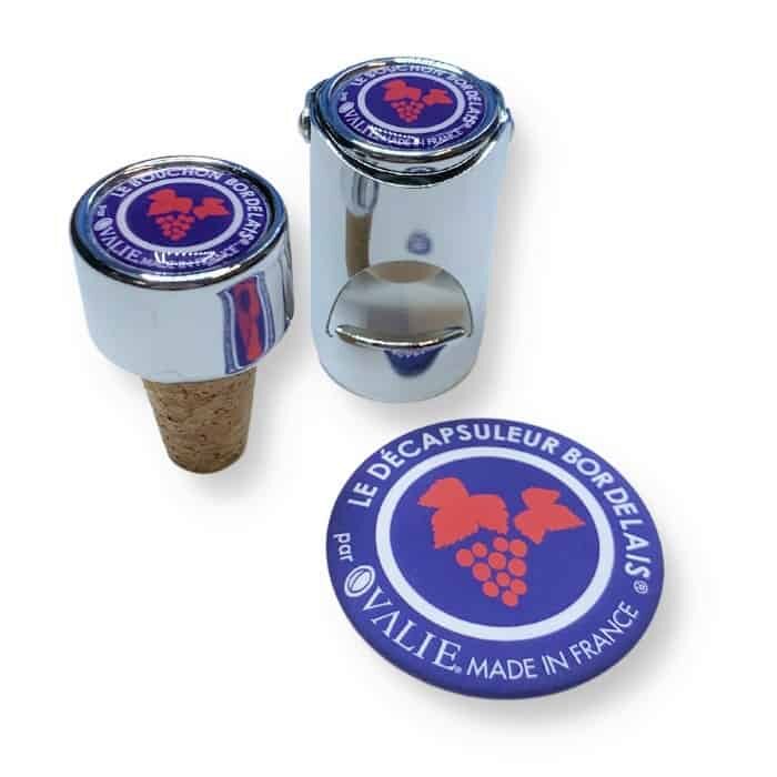 trio de bouchons à champagne et à vin bordelais avec décapsuleur